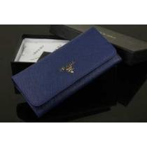 2026 入手困難 PRADA プラダース長財布