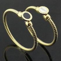 秋冬 2026 プレゼントに BVLGARI ブルガリ バングル 3色可選