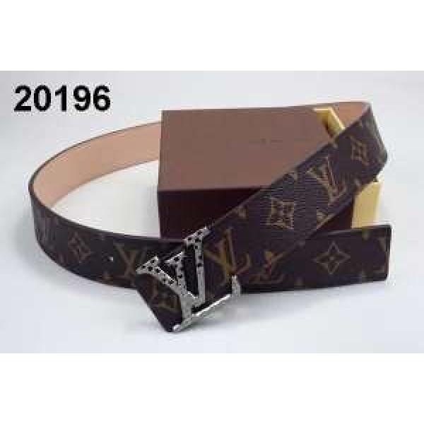 2026 高級感演出 LOUIS VUITTON ルイ ヴィトン ベルト