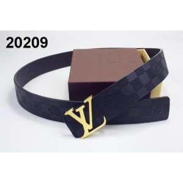 2026 LOUIS VUITTON ルイ ヴィトン 大人っぼい ベルト