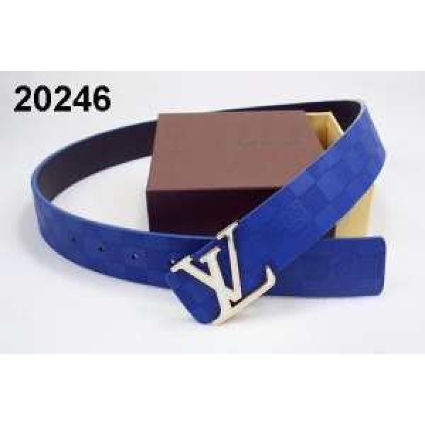 2026 LOUIS VUITTON 銉偆 銉淬偅銉堛兂 瀛樺湪鎰熲棊 銉欍儷銉?