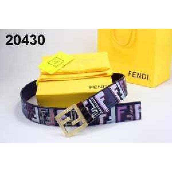 抜群の雰囲気が作れる! 2026 FENDI フェンディ  ベルト 本革(牛皮)  最高ランク