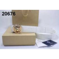 2026 VERSACE ヴェルサーチ 上質素材 ベルト 本革(牛皮) 最高ラン...