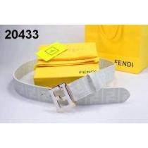 めちゃくちゃお得 2026 FENDI フェンディ  ベルト 本革(牛皮)  最...