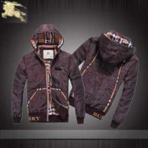 コスパ最高のプライス 2026 BURBERRY バーバリー 綿入れ 厳しい寒さ...