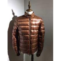 ファション性の高い 2026 MONCLER モンクレール ダウンジャケット 優...