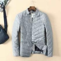 重宝するアイテム 2026 MONCLER モンクレール ダウンジャケット 3色...