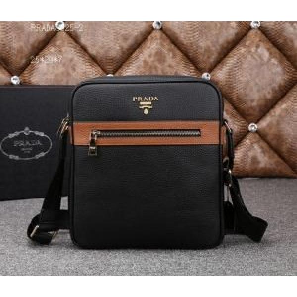 PRADA プラダ 2026 超レア メンズ用 ショルダーバッグ  8825-2