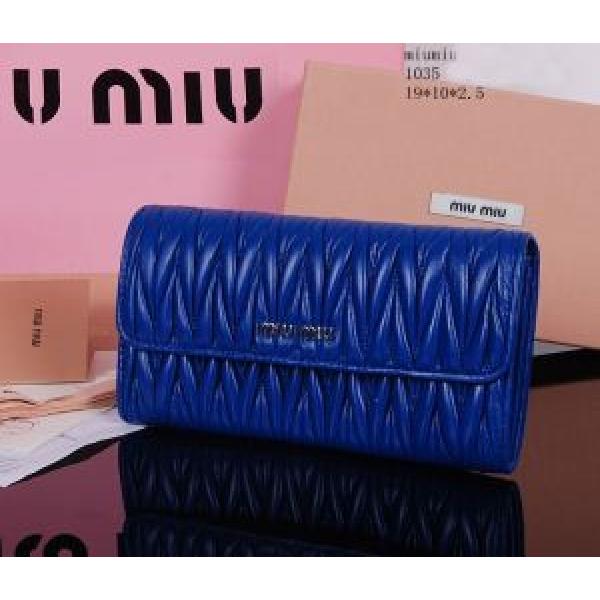 売れ筋！ 2026春夏 MIUMIU ミュウミュウ 財布 1035