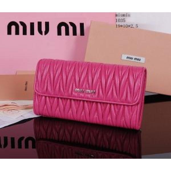 格安！ 2026春夏 MIUMIU ミュウミュウ 財布 1035