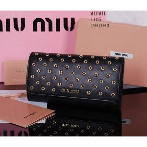 2026春夏 SALE!今季 2026春夏 MIUMIU ミュウミュウ 財布 1105