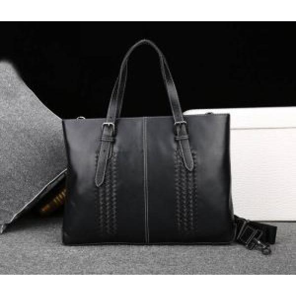 2026春夏 BOTTEGA VENETA ボッテガ ヴェネタ !今季 ハンドバッグ 8601