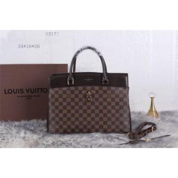 2026春夏 LOUIS VUITTON ルイ ヴィトン 存在感◎ ハンドバッグ 63172