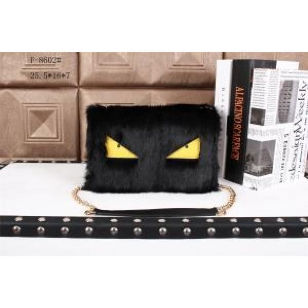 2026 FENDI フェンディ 完売品！レディースショルダーバッグ F-8602