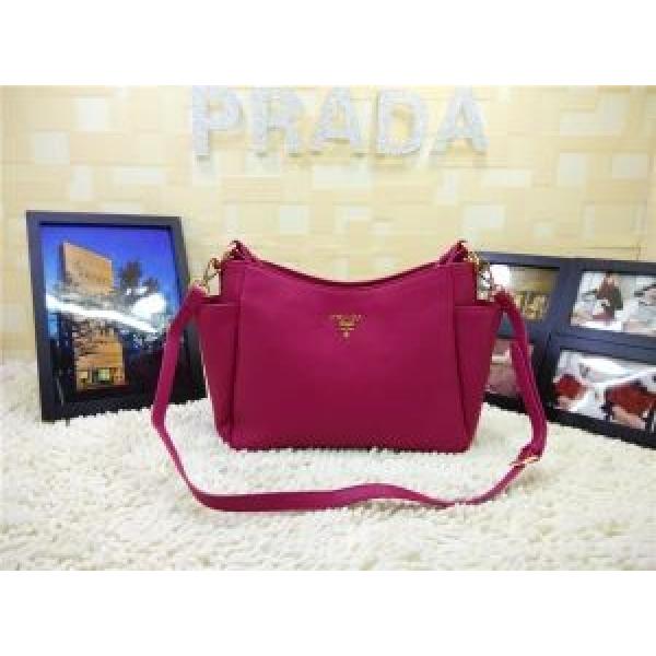 PRADA プラダ 2026 抜群の雰囲気が作れる! レディースバッグ 2438