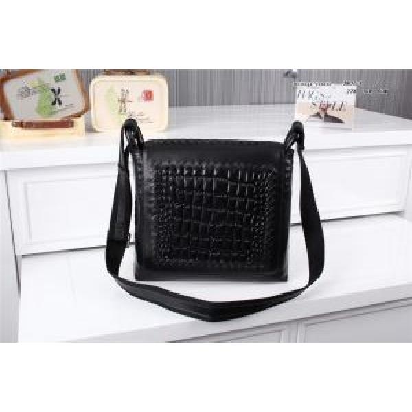 2026 BOTTEGA VENETA ボッテガ ヴェネタ 大特価 メンズ用 ショルダーバッグ 3807-1