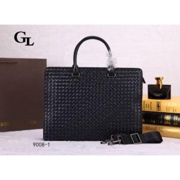 2026 BOTTEGA VENETA ボッテガ ヴェネタ◆モデル愛用◆メンズ用 手持ち&amp;ショルダー掛け 9008-1