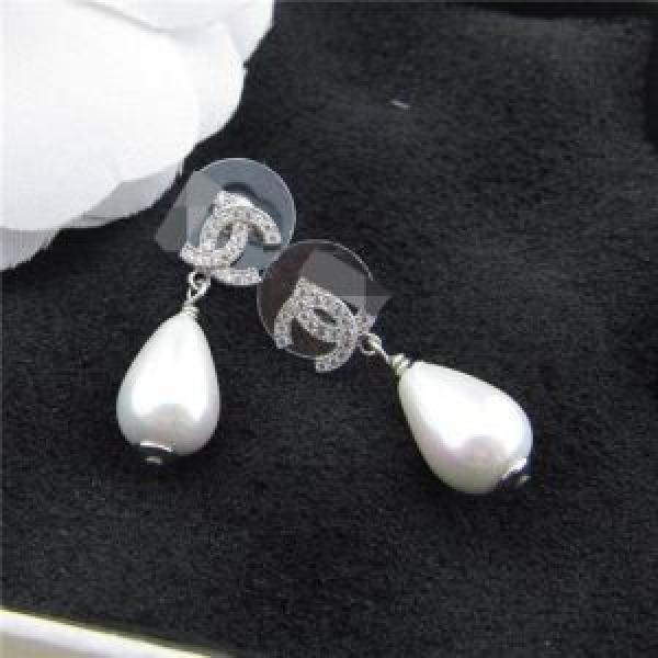2026 美品！CH CH ダイヤモンド パールピアス