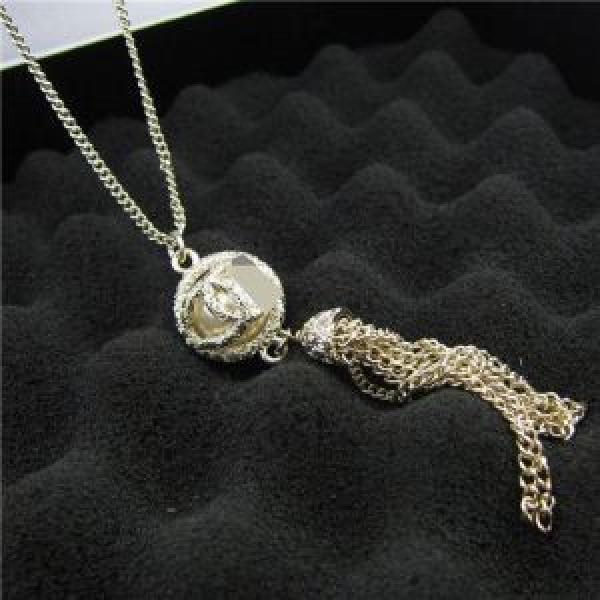 2026 抜群の雰囲気が作れる! CH CH ネックレス
