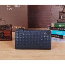 2026春夏 ～希少 BOTTEGA VENETA ボッテガ ヴェネタ  財布 8944