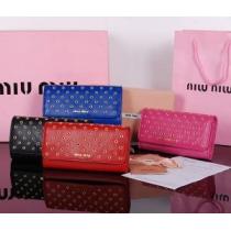 大人気☆NEW!!  2026春夏 MIUMIU ミュウミュウ 財布 1105