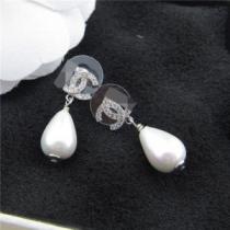 2026 美品！CH CH ダイヤモンド パールピアス