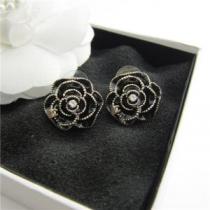 2026 CH CH 抜群の雰囲気が作れる! ピアス