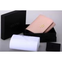 値下げ！ 2026春夏 PRADA プラダ 財布 0176