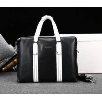 大人のおしゃれに 2026春夏 PRADA プラダ ハンドバッグ 8603