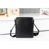 2026 BOTTEGA VENETA ボッテガ ヴェネタ 完売品！メンズ用 シ...