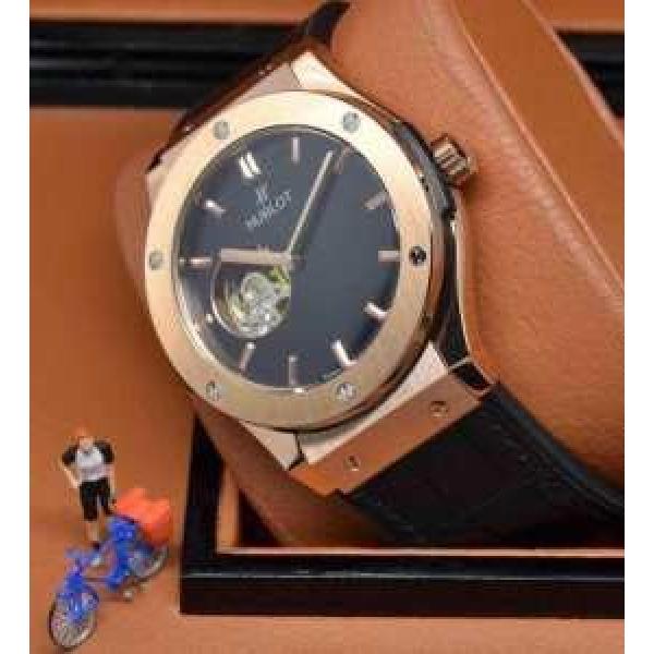 2026 値下げ！HUBLOT ウブロ 機械式（自動巻き）ムーブメント 男性用腕時計 4色可選