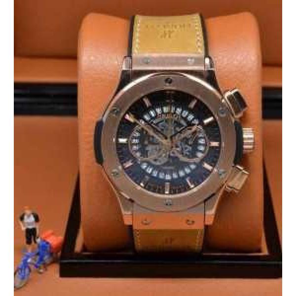 一味違うケーブル編みが魅力満点 2026 HUBLOT ウブロ 輸入?クオーツ?ムーブメント ラバー 男性用腕時計 3色可選