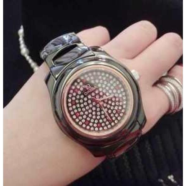 存在感◎ 2026 OMEGA オメガ サファイヤクリスタル風防 ダイヤベゼル 女性用腕時計