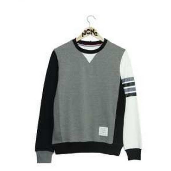 最旬アイテム 格好良い　2026春夏 THOM BROWNE トムブラウン プルオーバーパーカー