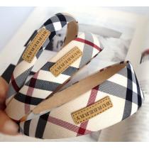 個性派 2026BURBERRY バーバリー 通販チェック カチューシャ ヘアア...