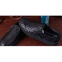 高級感を引き立てるBOTTEGA VENETA ボッテガ ヴェネタ通販 カジュアルシューズ