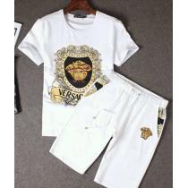 高級感演出 VERSACE ヴェルサーチ  コピー通販 半袖Tシャツ 上下セット...