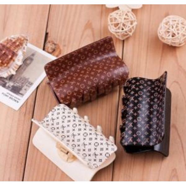 偽ブランド 着心地抜群 2026LOUIS VUITTON ルイ ヴィトン バンスクリップ ヘアアクセサリー 3色可選