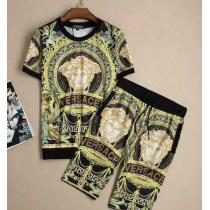 2026春夏 VERSACE ヴェルサーチ コピー品激安 半袖Tシャツ 上下セッ...