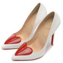 超人気美品 Christian Louboutinクリスチャンルブタン エナメル...