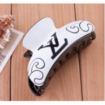 スーパーコピー優良店　人気商品登場 2026LOUIS VUITTON ルイ ヴィトン バンスクリップ 髪饰り 2色可選
