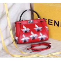 耐久性に優れ激安商品　 2026春夏 FENDI フェンディ 手持ち&ショルダー掛け 