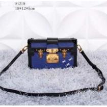 激安販売 2026春夏 LOUIS VUITTON ルイ ヴィトン ショルダーバッグ LV 