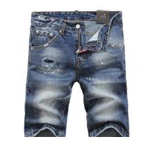 高級感演出 2026 DSQUARED2 ディースクエアード 半ズボン ヒゲと掴...
