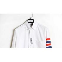 人気が爆発 ！2026　トムブラウン THOM BROWNE ストライプ シャツ