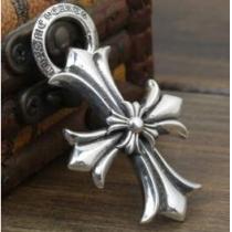 超きれい　2026 CHROME HEARTS クロムハーツ 十字架 シルバー9...