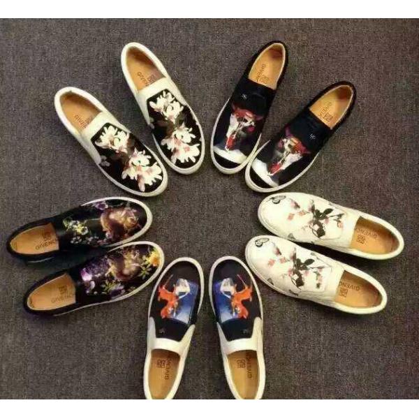  人気激売れ 2026 GIVENCHY ジバンシー カジュアルシューズ 