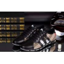 めちゃくちゃな値段　2026  BURBERRY バーバリー スニーカー 　防臭...