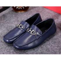 とても履きやすい FERRAGAMO サルヴァトーレフェラガモ カジュアルシュー...