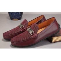 柔らかい質感 2026 PRADA プラダ カジュアルシューズ 靴の滑り止め 3色可選